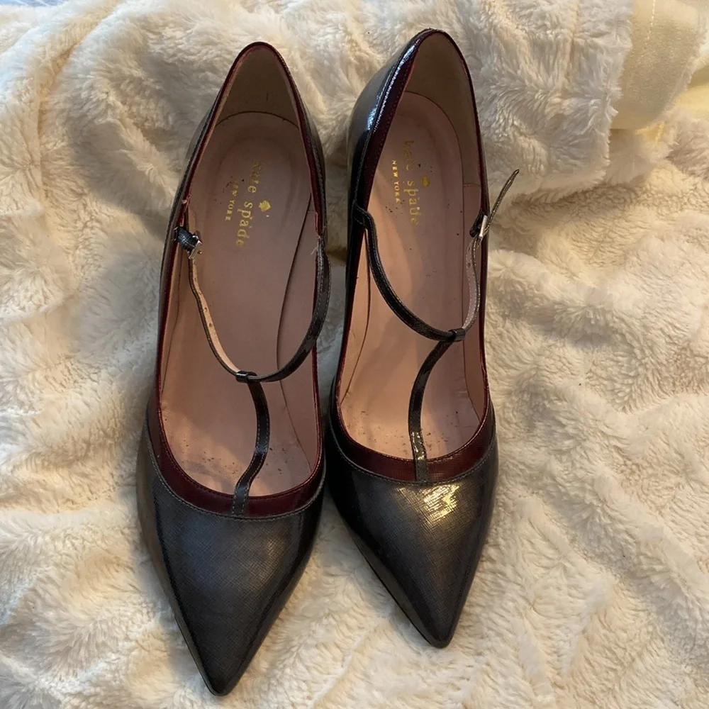 Kate Spade New York Women's Black and Burgundy Courts